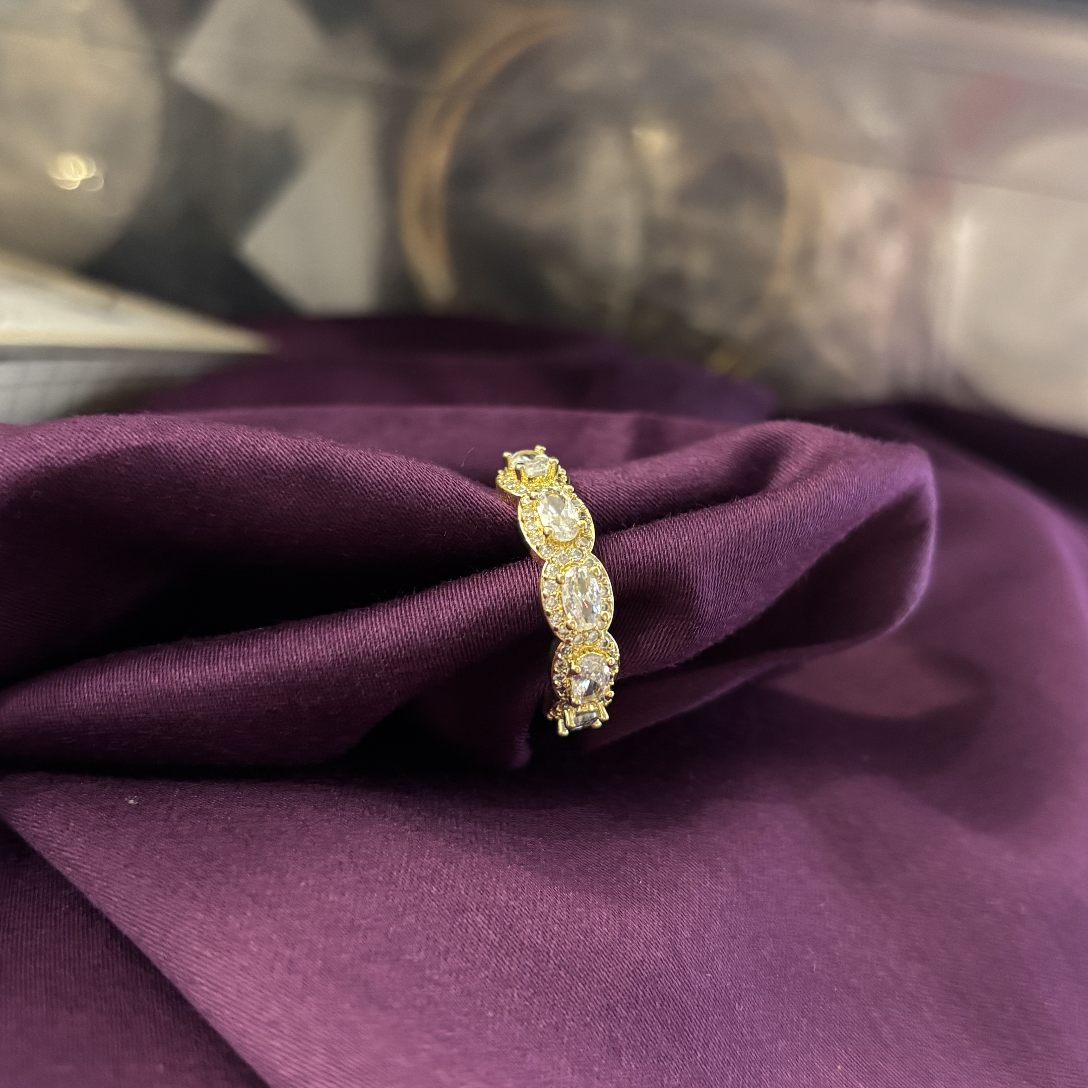 Brand ring