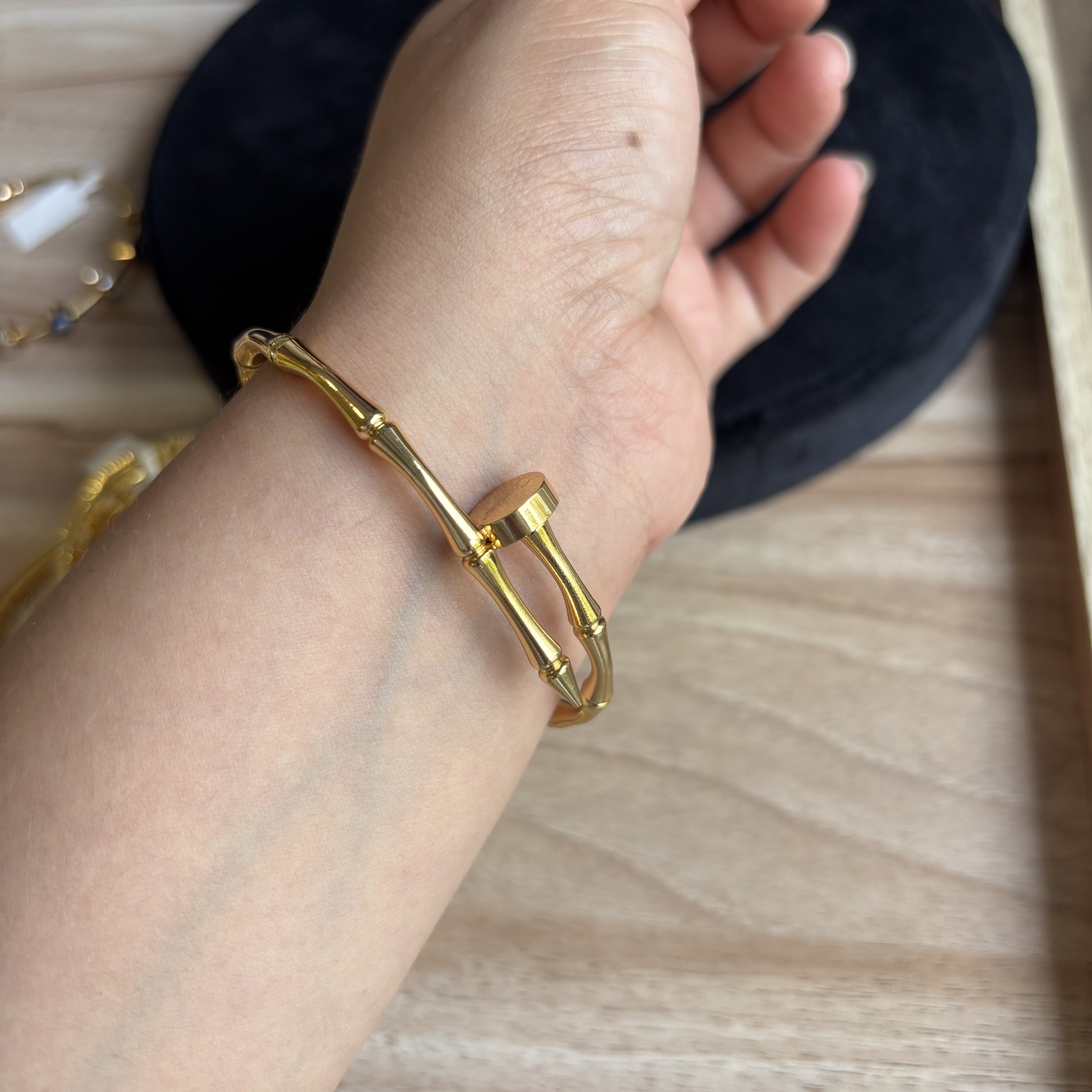 Nail cuffs bracelet